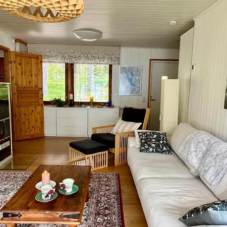 Lumossa Aurora Lakeside House Alpstuga *