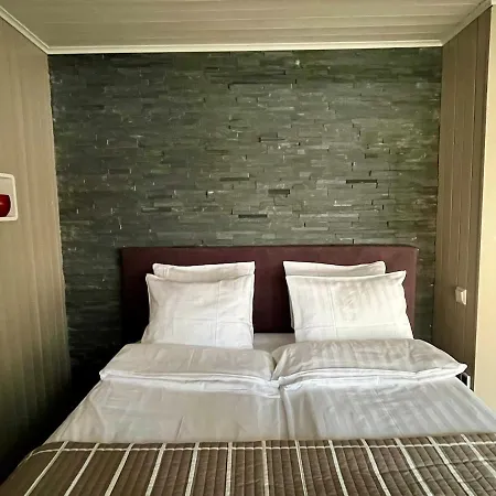 Lumossa Aurora Lakeside House * Rovaniemi