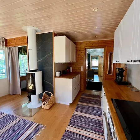Lumossa Aurora Lakeside House Ροβανιέμι