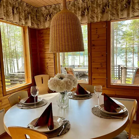 Lumossa Aurora Lakeside House * Rovaniemi