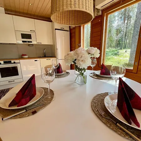 Lumossa Aurora Lakeside House Rovaniemi