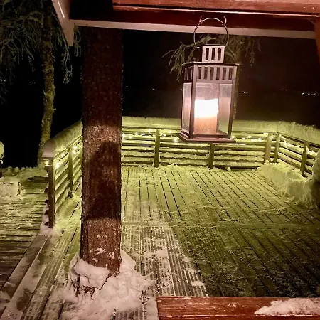 Lumossa Aurora Lakeside House