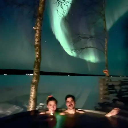 Lumossa Aurora Lakeside House Rovaniemi