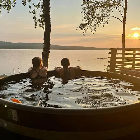 Lumossa Aurora Lakeside House Rovaniemi