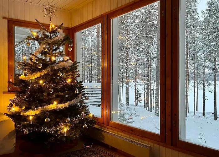 Lumossa Aurora Lakeside House בקתה