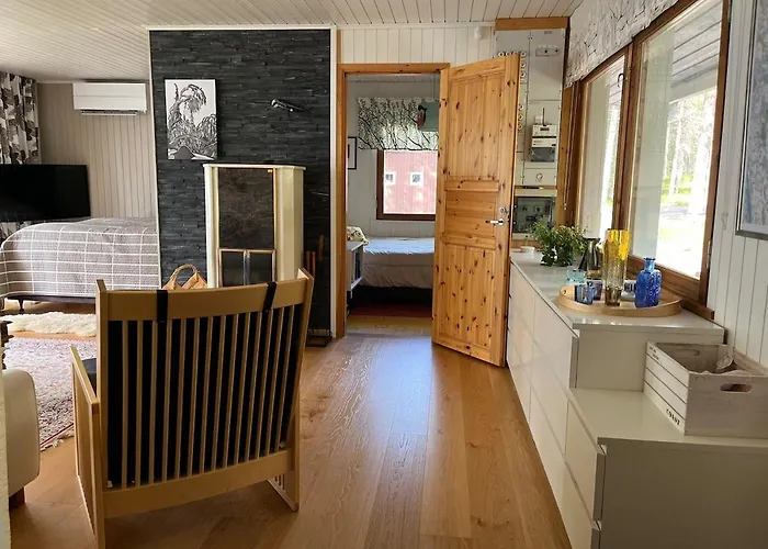 Lumossa Aurora Lakeside House רובניימי