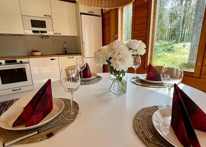 Lumossa Aurora Lakeside House רובניימי