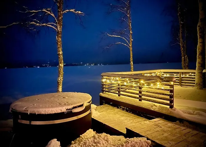 Lumossa Aurora Lakeside House *